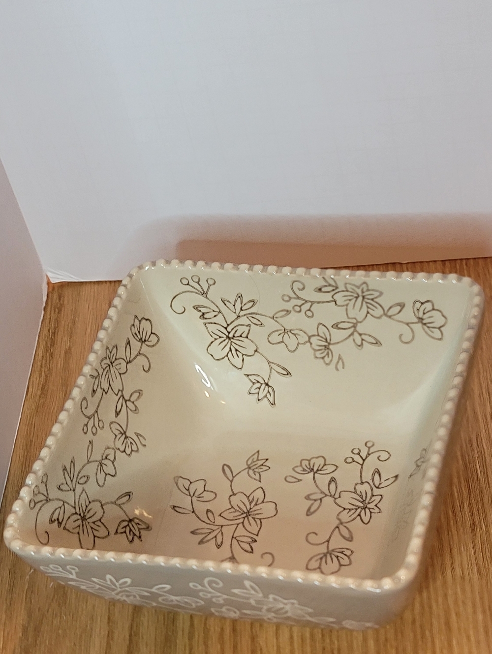 Temptations By Tara Floral Lace Grey Square Bowl 22oz Scalloped